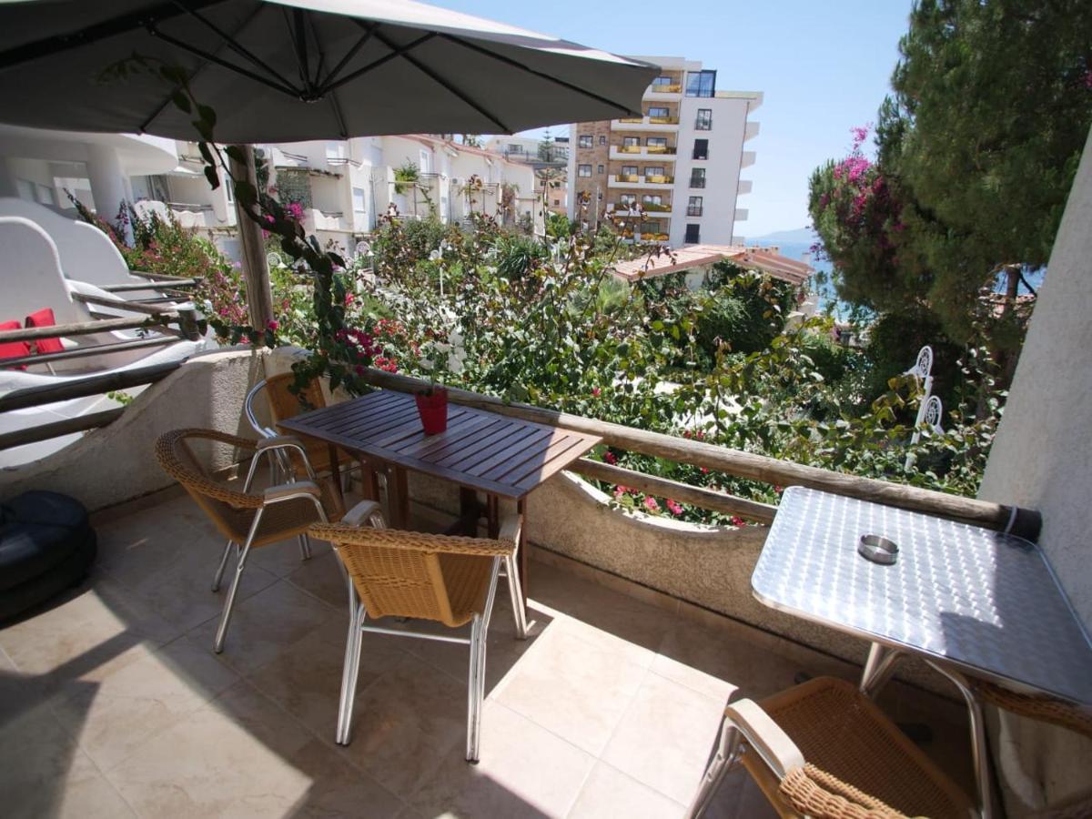 Sunset Apartment Saranda Bay Exterior photo
